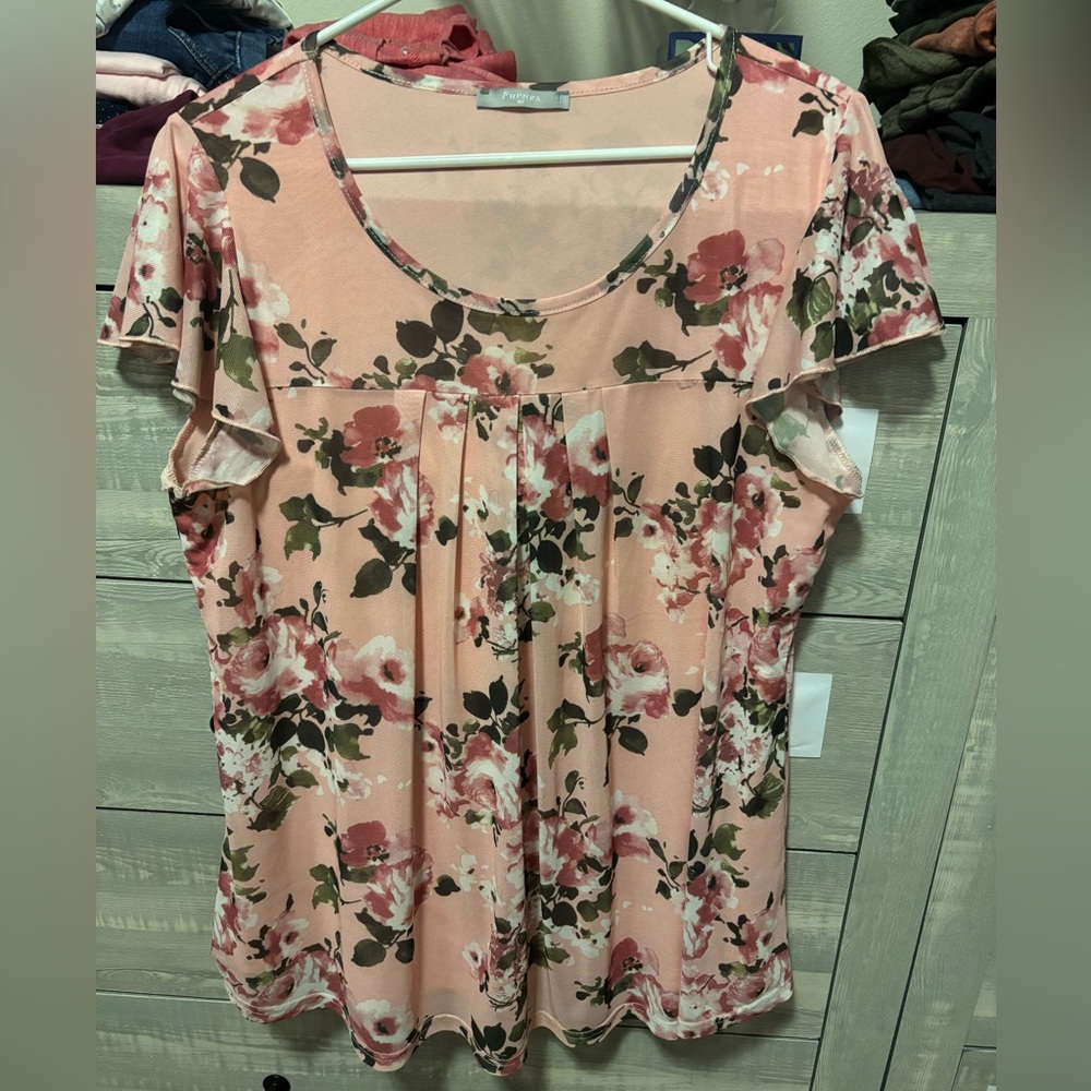 Beautiful peachy pink floral blouse. Worn twice. Like new.